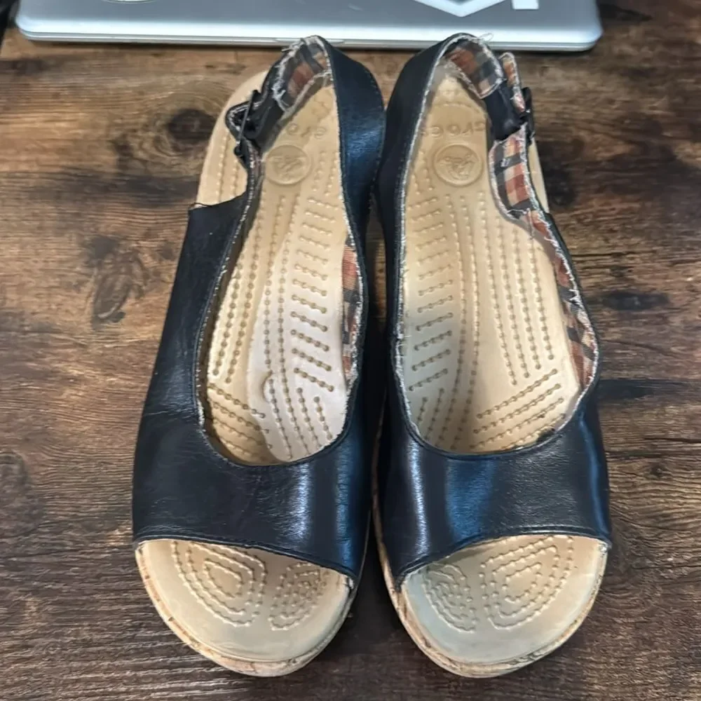 Crocs Black A-Leigh Cork‎ Wedges size 8